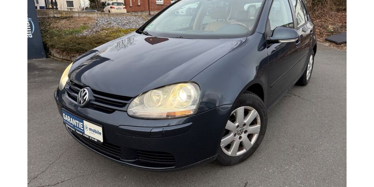 VW Golf 195.000 km 2.790 &euro; Salzkotten 33154