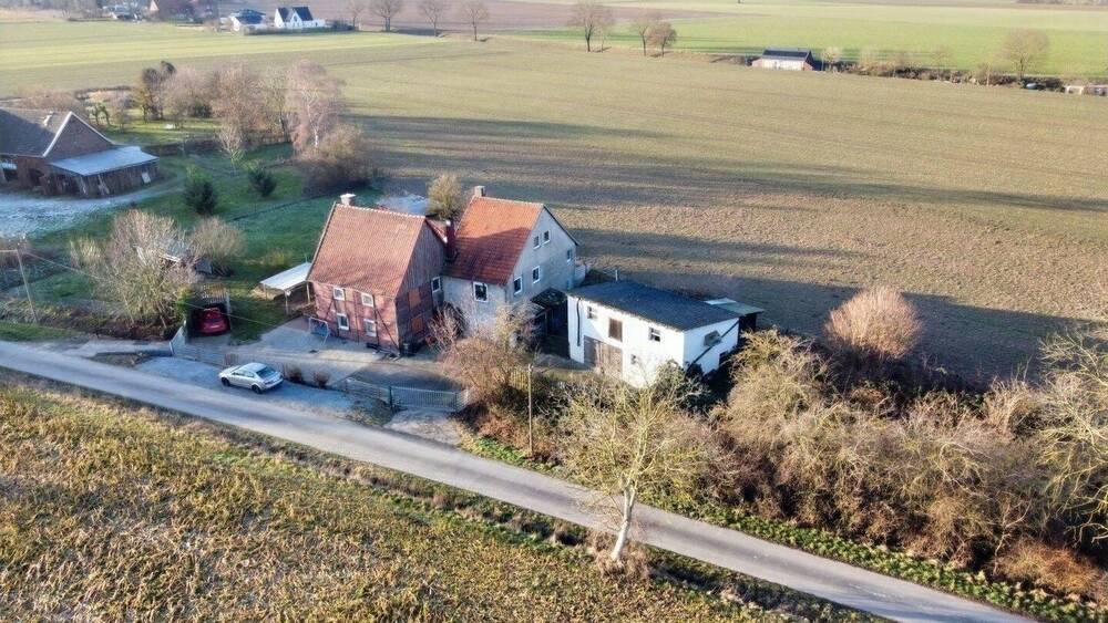 Einfamilienhaus Bad Sassendorf Beusingsen - 9 Zimmer, 271 m&sup2;, 189.000&euro; | Angebot:25968433