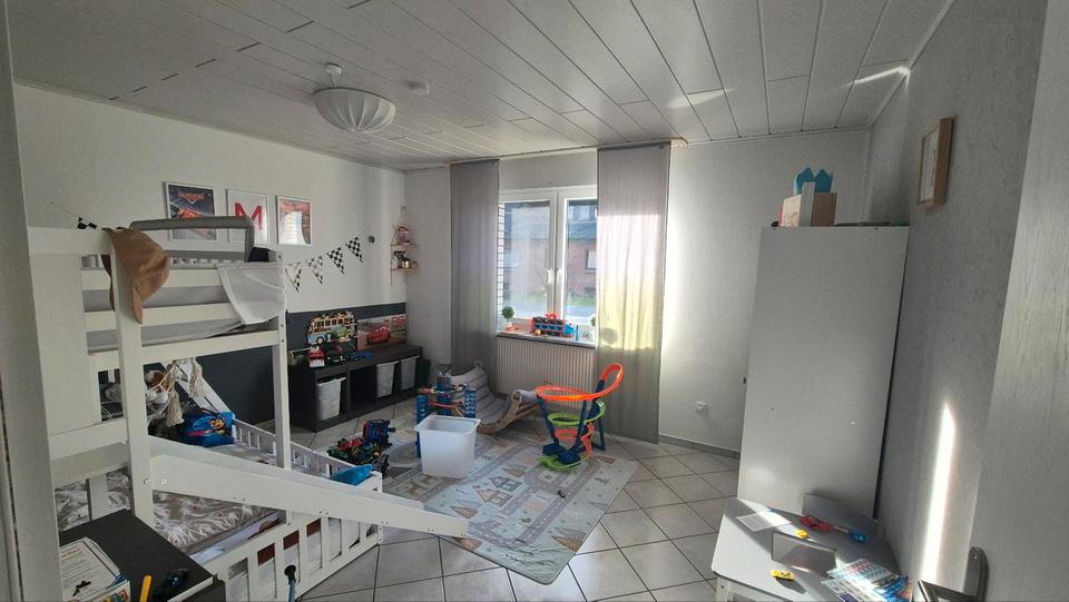 Einfamilienhaus Langenberg - 9 Zimmer, 225 m&sup2;, 550.000&euro; | Angebot:25483493