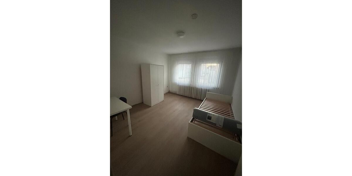 Etagenwohnung Paderborn Univiertel - 1 Zimmer, 16 m&sup2;, 400&euro; | Angebot:26001848