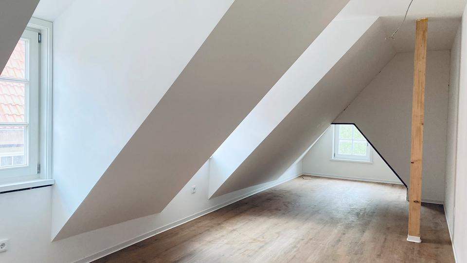 Dachgeschoßwohnung Paderborn - 2 Zimmer, 72 m&sup2;, 1.042&euro; | Angebot:26676319