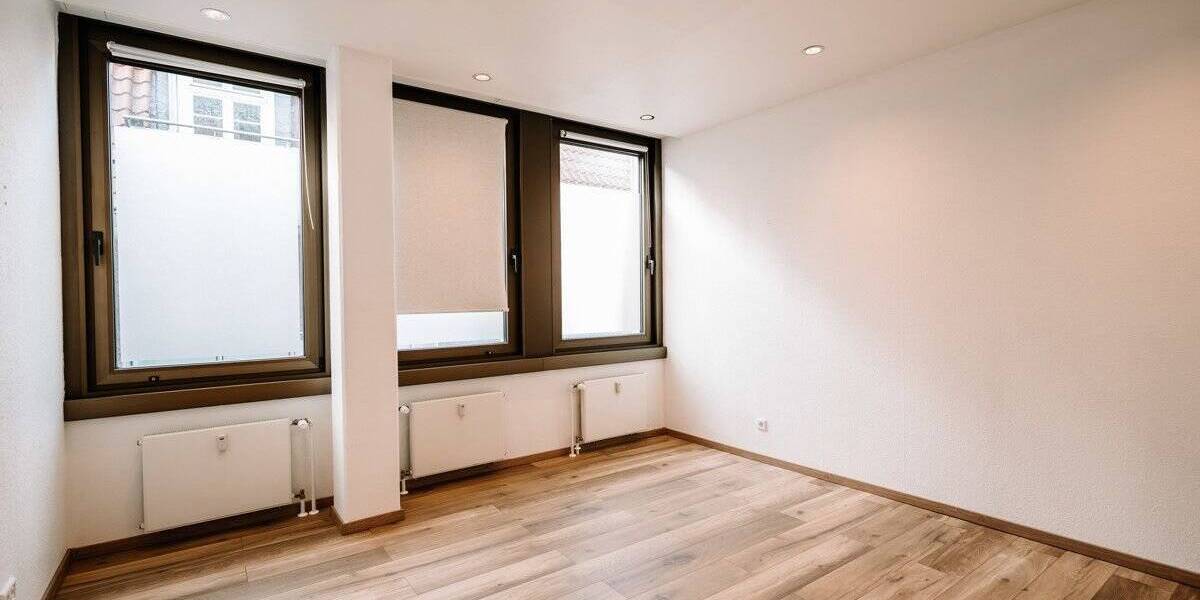 Gewerbeobjekt Lippstadt Kernstadt - 1 Zimmer, 232 m&sup2;, 1.790&euro; | Angebot:25771815