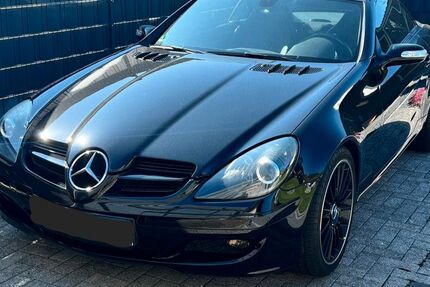 Mercedes-Benz SLK 200 204.900 km 8.000 &euro; Erwitte 59597