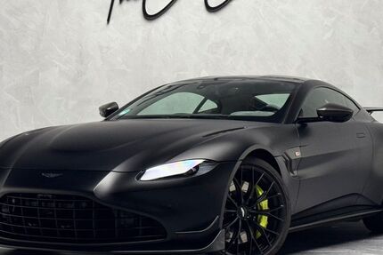 Aston Martin V8 Vantage 14.642 km 144.890 &euro; Paderborn 33100