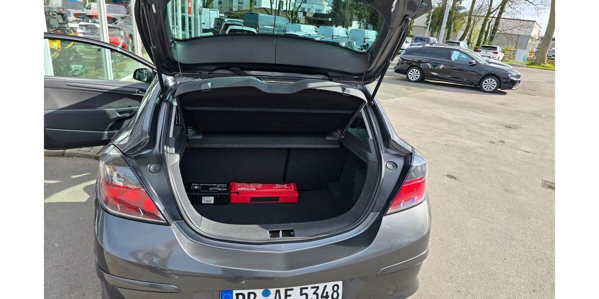 Opel Astra 129.200 km 3.600 &euro; Paderborn 33100