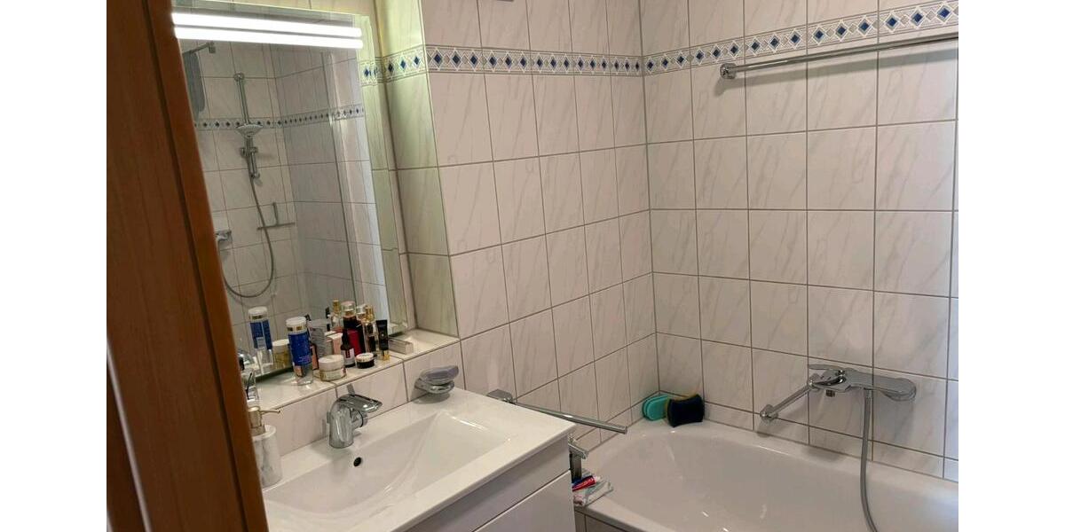 Etagenwohnung Lippstadt Overhagen - 3 Zimmer, 100 m&sup2;, 1.000&euro; | Angebot:26022987