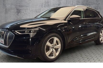 Audi e-tron 62.200 km 33.450 &euro; Paderborn 33100