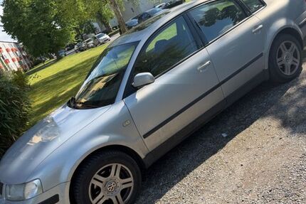 VW Passat 280.000 km 1.400 &euro; Gütersloh 33330