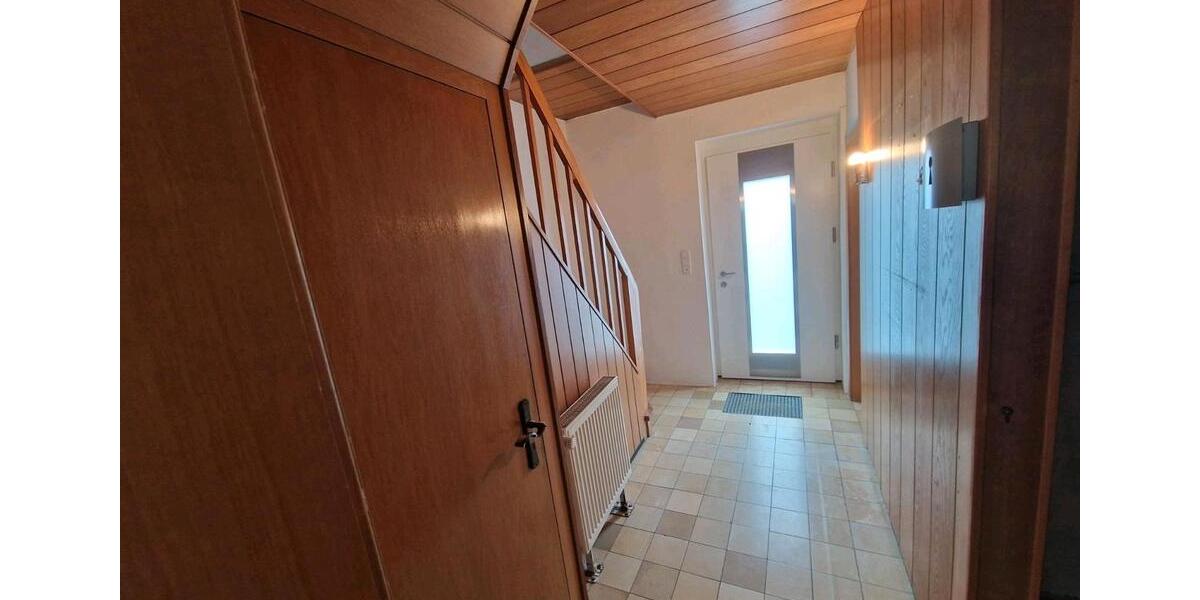 Reihenhaus Beckum - 4 Zimmer, 88 m&sup2;, 190.000&euro; | Angebot:25647814