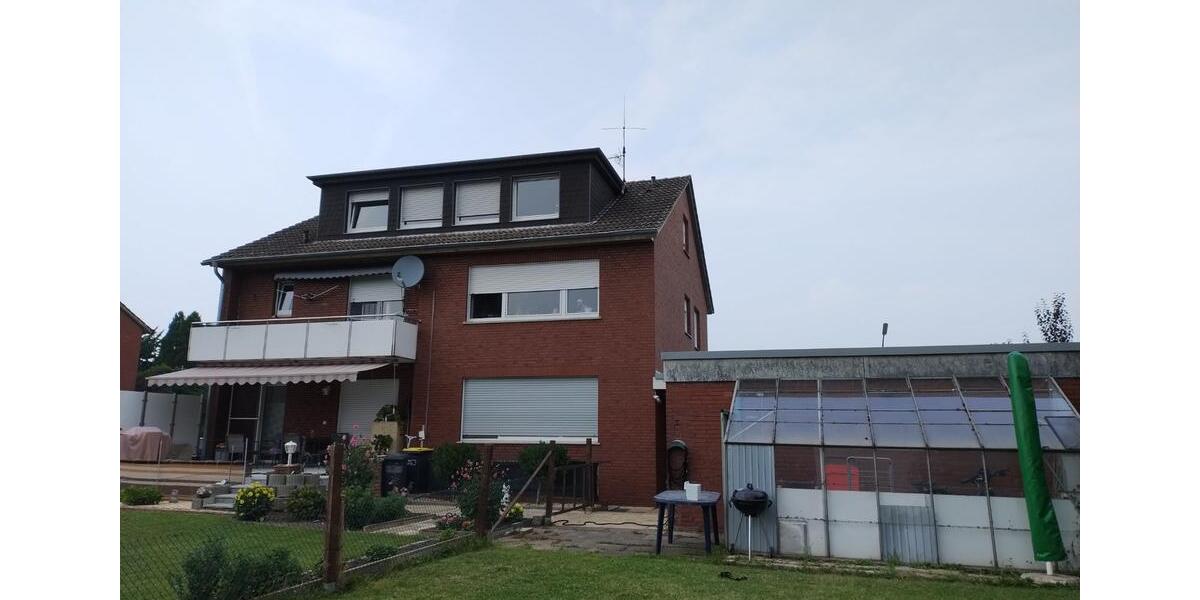 Dachgeschoßwohnung Ennigerloh - 3.5 Zimmer, 61 m&sup2;, 500&euro; | Angebot:25941032