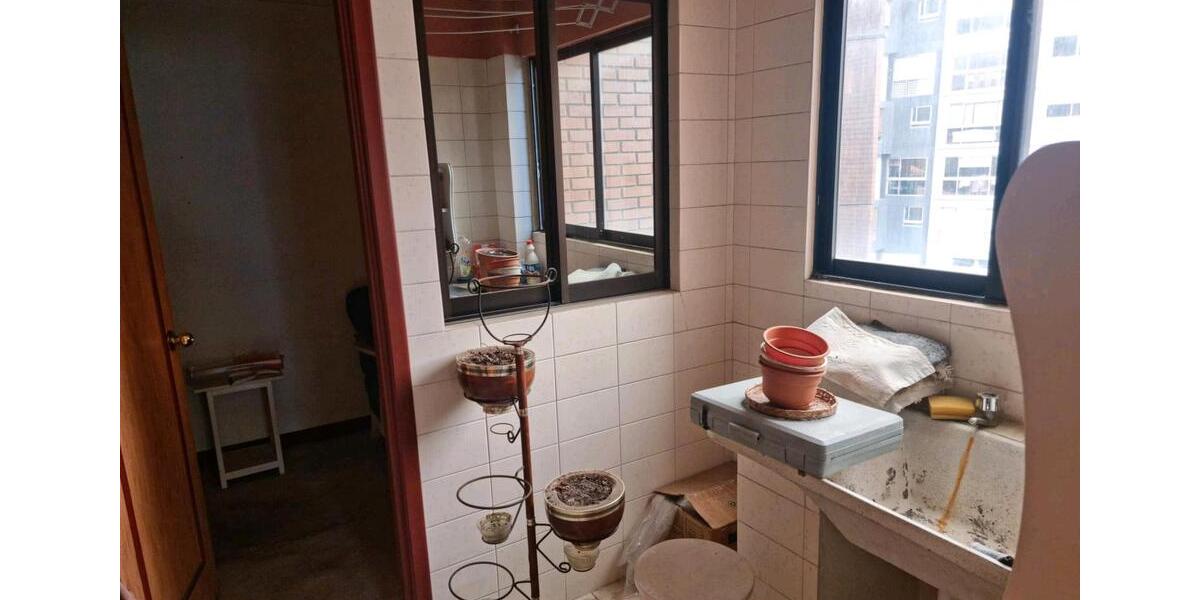 Etagenwohnung Paderborn Elsen - 3 Zimmer, 160 m&sup2;, 185.000&euro; | Angebot:13857056