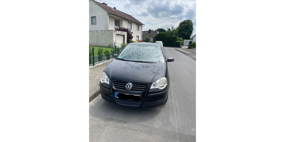 VW Polo 127.124 km 2.750 &euro; Erwitte 59597