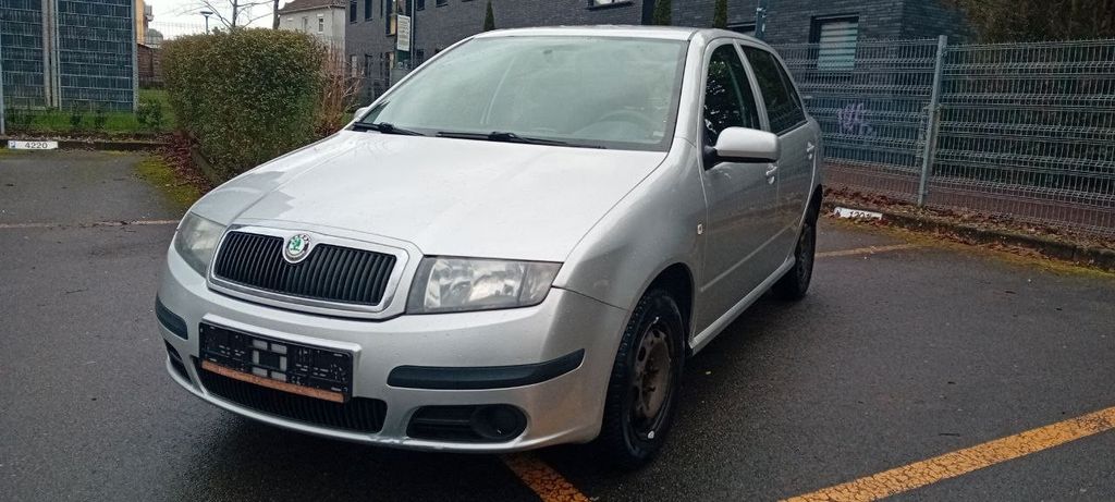 Skoda Fabia 300.000 km 999 &euro; Paderborn 33102