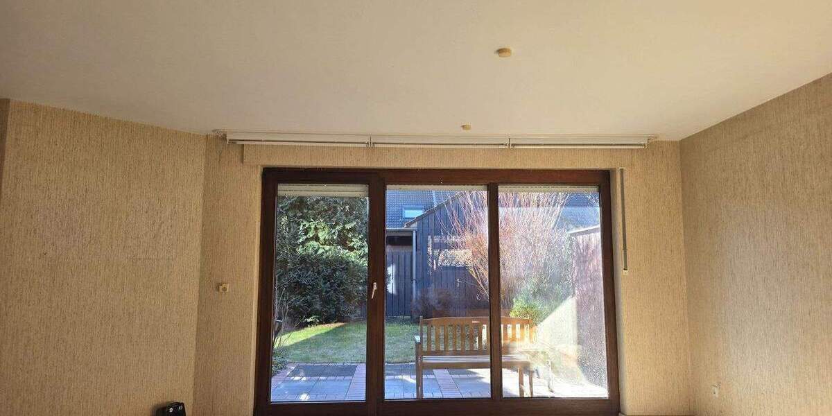 Reihenmittelhaus Paderborn Schloß Neuhaus - 4 Zimmer, 106 m&sup2;, 299.000&euro; | Angebot:25744189