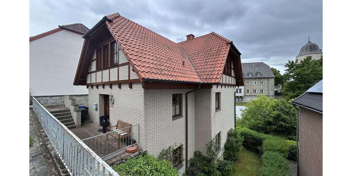 Einfamilienhaus Büren / Wewelsburg Wewelsburg - 8 Zimmer, 178 m&sup2;, 295.000&euro; | Angebot:25201770