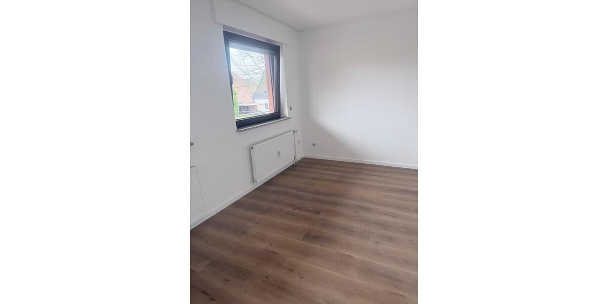 Etagenwohnung Beckum - 3.5 Zimmer, 98 m&sup2;, 980&euro; | Angebot:25933028