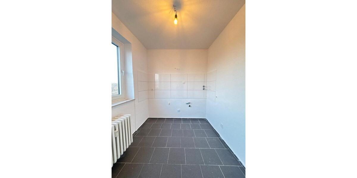 Dachgeschoßwohnung Gütersloh - 3 Zimmer, 77 m&sup2;, 660&euro; | Angebot:25882840