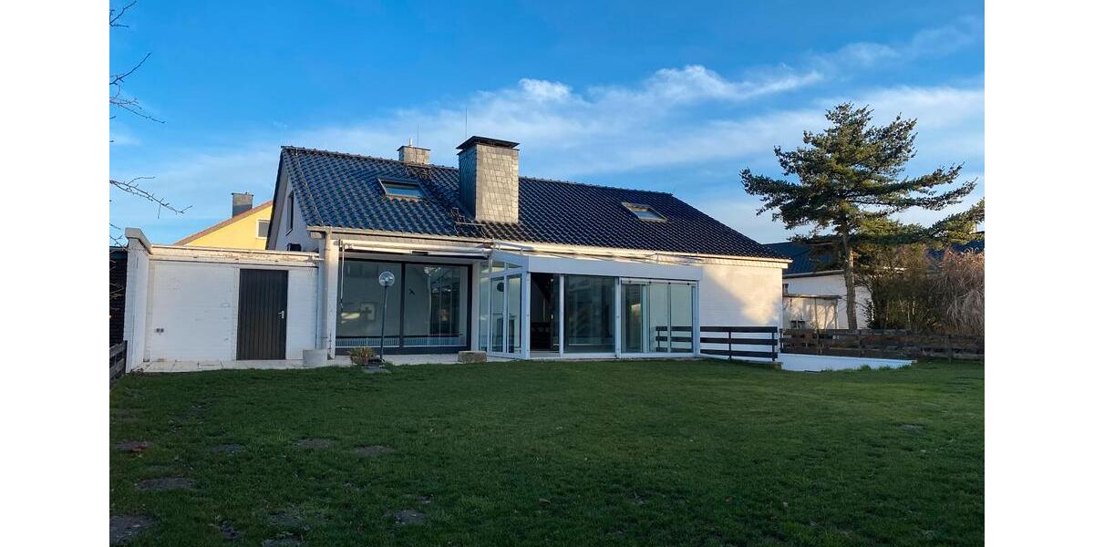 Einfamilienhaus Paderborn Elsen - 6 Zimmer, 250 m&sup2;, 2.000&euro; | Angebot:24515527