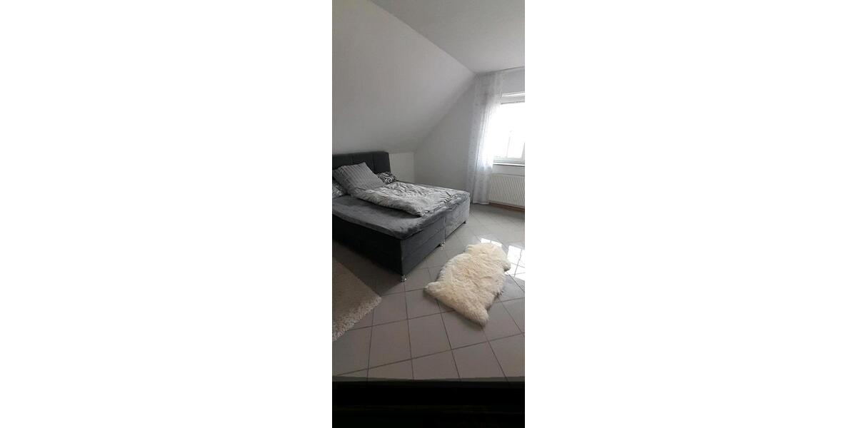 Dachgeschoßwohnung Erwitte - 4 Zimmer, 115 m&sup2;, 750&euro; | Angebot:25221232
