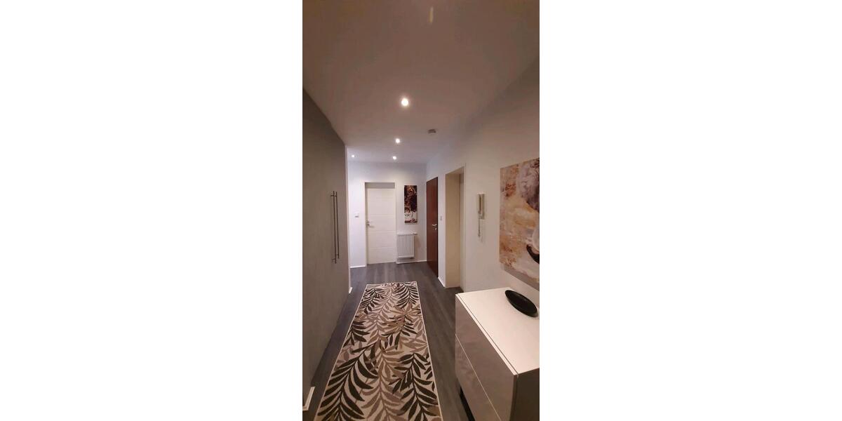 Dachgeschoßwohnung Lippstadt Overhagen - 3 Zimmer, 82 m&sup2;, 986&euro; | Angebot:25968672