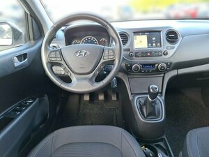 Hyundai i10 YES! Plus Apple CarPlay Android Auto Klimaauto 38.283 km 13.470 &euro; Bad Wünnenberg 33181