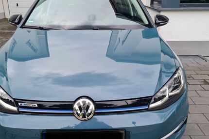 VW Golf 34.764 km 17.990 &euro; Paderborn Marienloh 33104