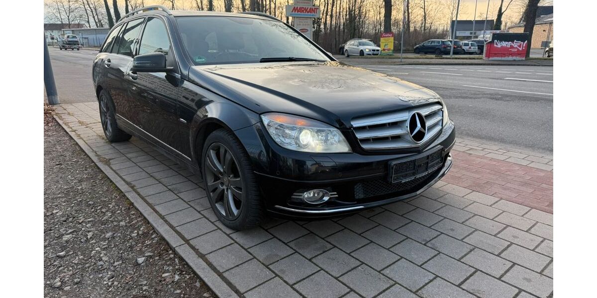 Mercedes-Benz C 220 335.000 km 3.900 &euro; Lippstadt 59555