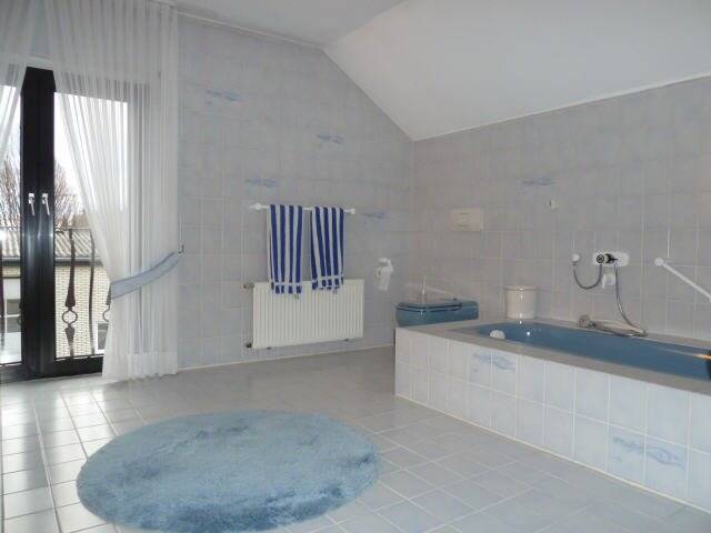 Mehrfamilienhaus, Wohnhaus Anröchte - 6 Zimmer, 240 m&sup2;, 995.000&euro; | Angebot:25664636