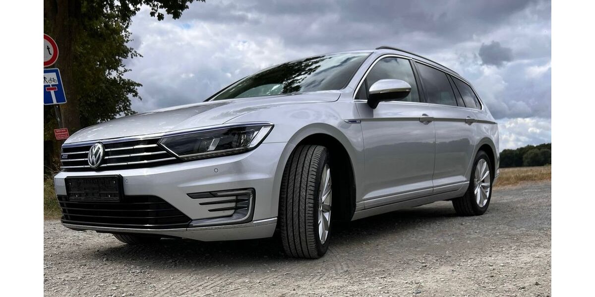 VW Passat Variant 159.000 km 15.320 &euro; Rheda-Wiedenbrück 33378