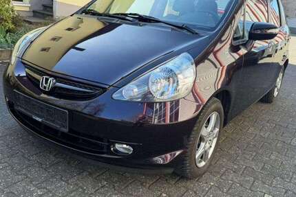 Honda Jazz 85.000 km 2.999 &euro; Paderborn 33100