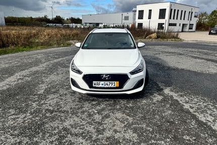 Hyundai i30 152.000 km 11.500 &euro; Beckum 59269