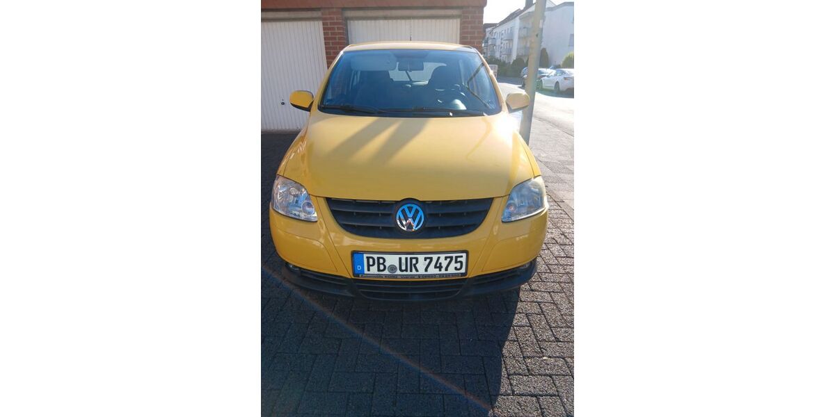 VW Fox 92.000 km 3.333 &euro; Paderborn 33106