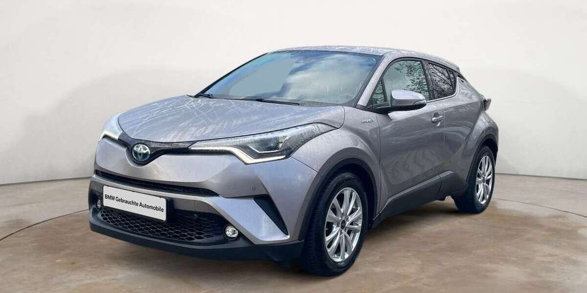 Toyota Corolla 83.000 km 17.490 &euro; Soest 59494