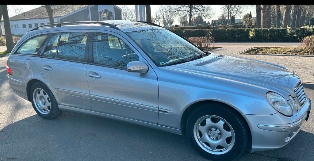 Mercedes-Benz E 240 206.000 km 4.350 &euro; Erwitte 59597