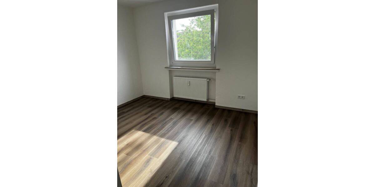 Etagenwohnung Lippstadt-Süd Kernstadt - 4 Zimmer, 82 m&sup2;, 650&euro; | Angebot:26796782