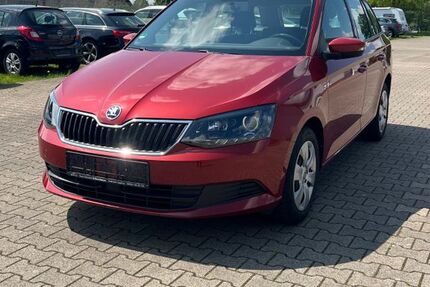 Skoda Fabia 93.840 km 8.500 &euro; Paderborn 33106