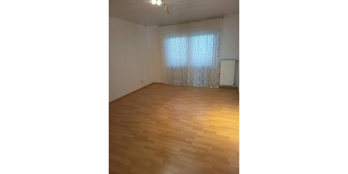 Reihenhaus Beckum - 7 Zimmer, 150 m&sup2;, 275.000&euro; | Angebot:27199305