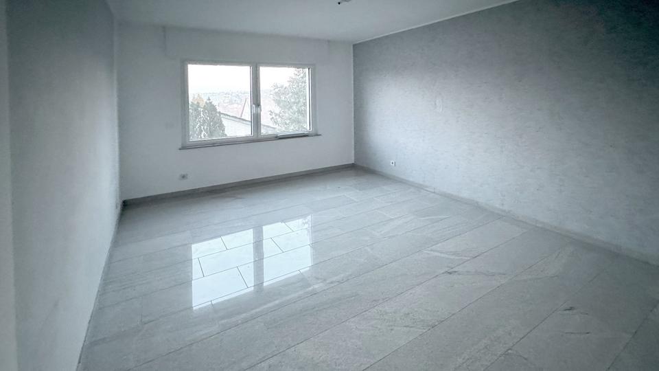 Dachgeschoßwohnung Warstein - 3 Zimmer, 100 m&sup2;, 695&euro; | Angebot:26664057