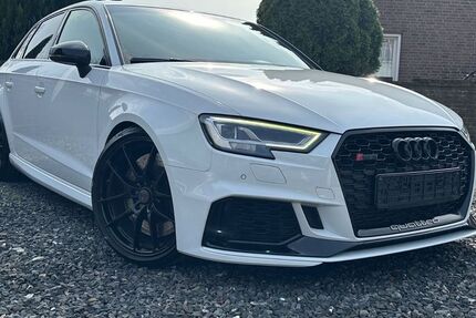 Audi RS3 83.000 km 39.900 &euro; Gütersloh 33334