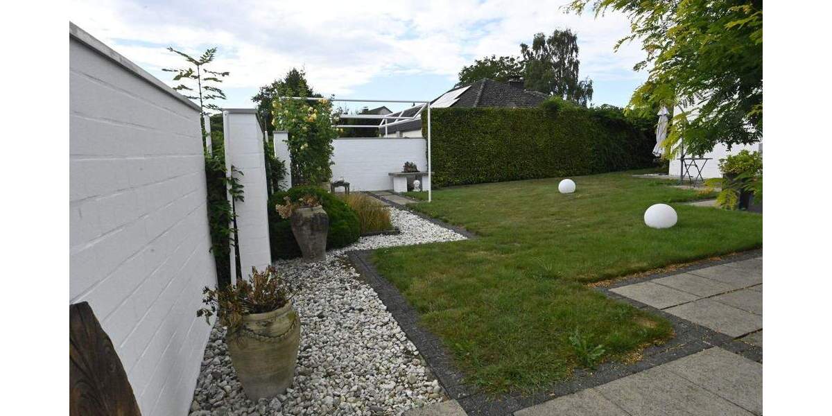 Mehrfamilienhaus, Wohnhaus Lippstadt Rixbeck - 1 Zimmer, 590.000&euro; | Angebot:25821096