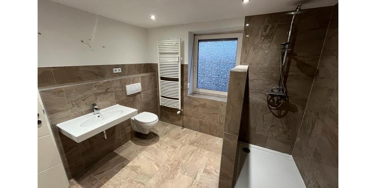 Dachgeschoßwohnung Wadersloh - 4 Zimmer, 100 m&sup2;, 850&euro; | Angebot:25812772