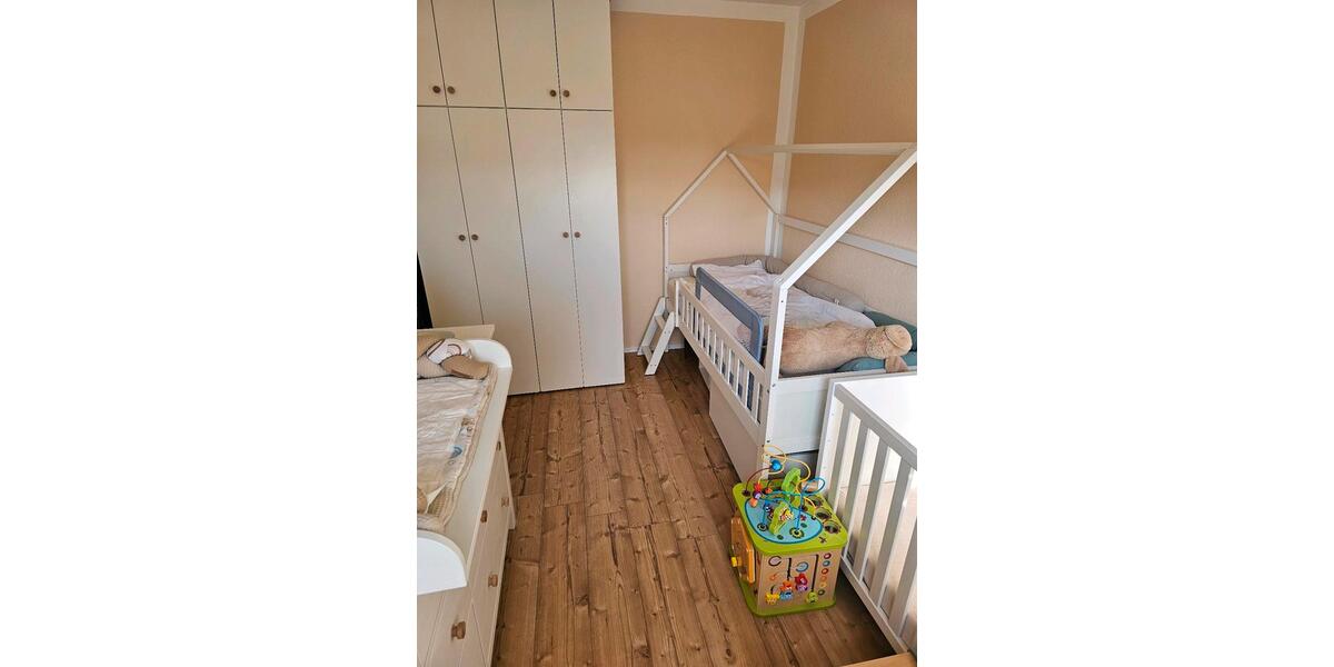 Etagenwohnung Gütersloh - 3 Zimmer, 82 m&sup2;, 670&euro; | Angebot:25852024