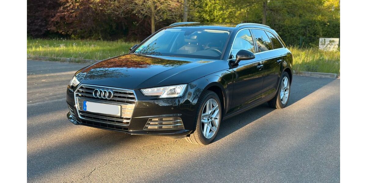 Audi A4 140.000 km 18.750 &euro; Gütersloh 33330