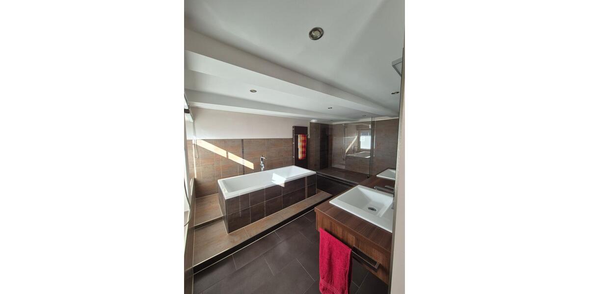 Bauernhaus, Landhaus Anröchte - 6 Zimmer, 240 m&sup2;, 679.000&euro; | Angebot:26004367