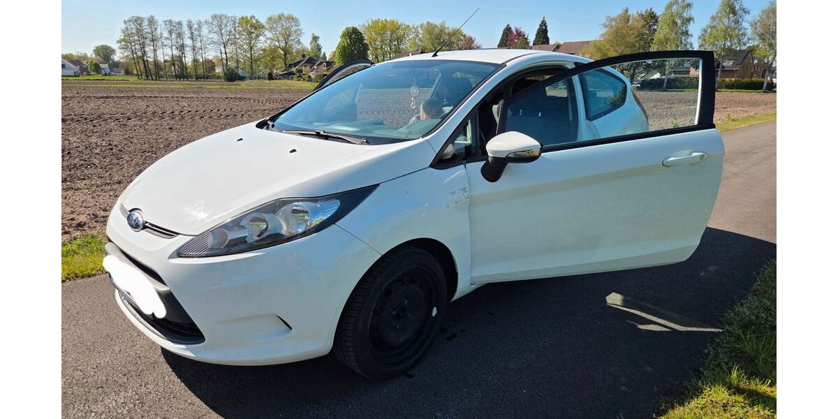 Ford Fiesta 171.500 km 3.900 &euro; Gütersloh 33332
