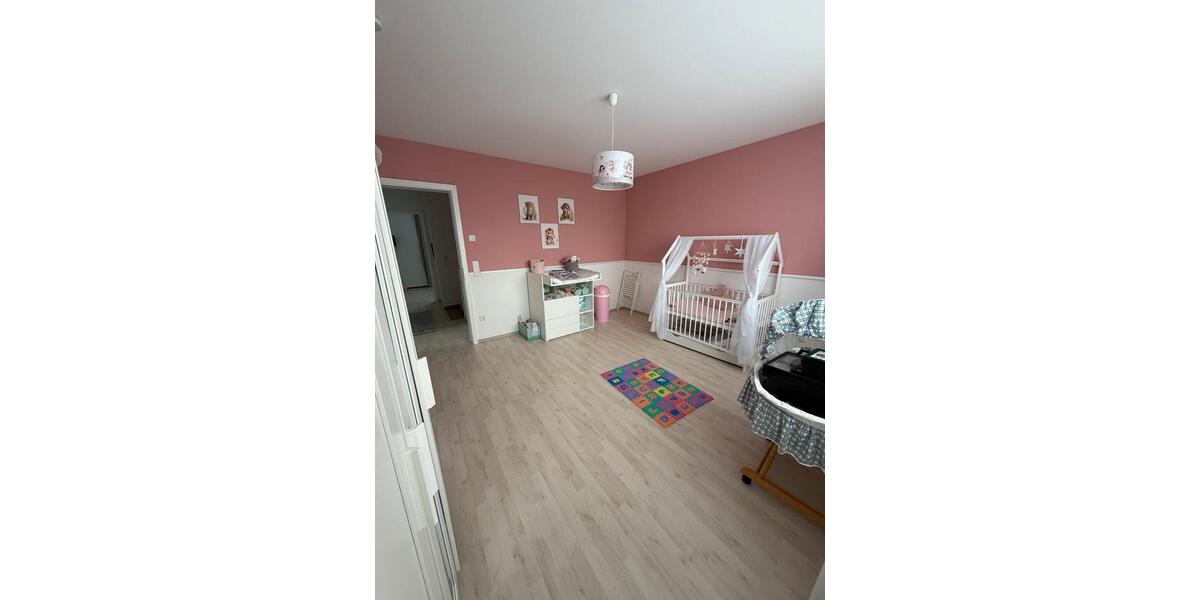 Doppelhaushälfte Rietberg - 4 Zimmer, 126 m&sup2;, 1.600&euro; | Angebot:26030236