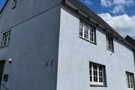 Haus Anröchte - 7 Zimmer, 170 m&sup2;, 250.000&euro; | Angebot:26581703