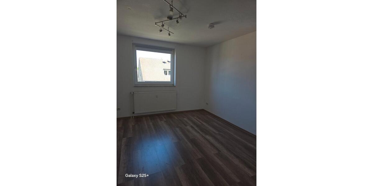 Dachgeschoßwohnung Paderborn - 5 Zimmer, 120 m&sup2;, 963&euro; | Angebot:26678005