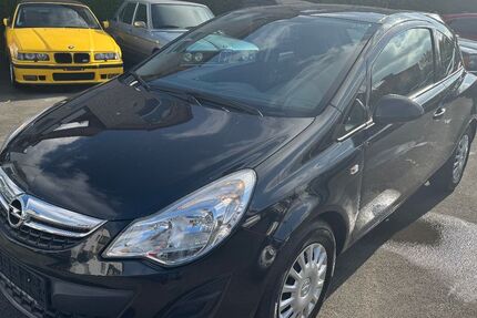 Opel Corsa 167.000 km 2.790 &euro; Paderborn 33100