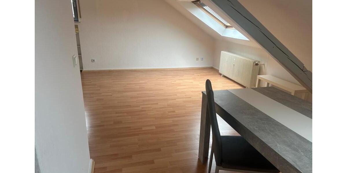 Dachgeschoßwohnung Beckum - 1 Zimmer, 30 m&sup2;, 595&euro; | Angebot:25931852